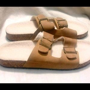 NWOT Women’s Sandals/Flip Flops
